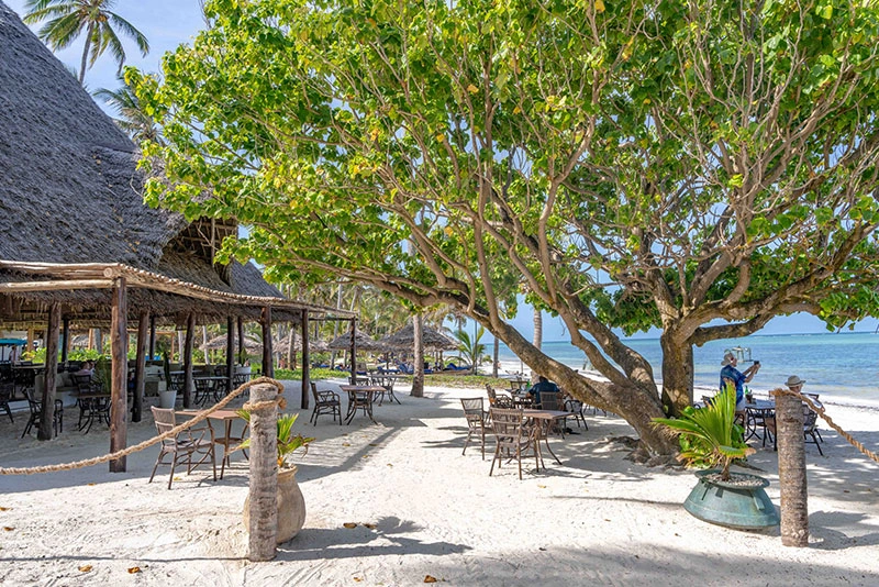 Breezes Beach Club - 18